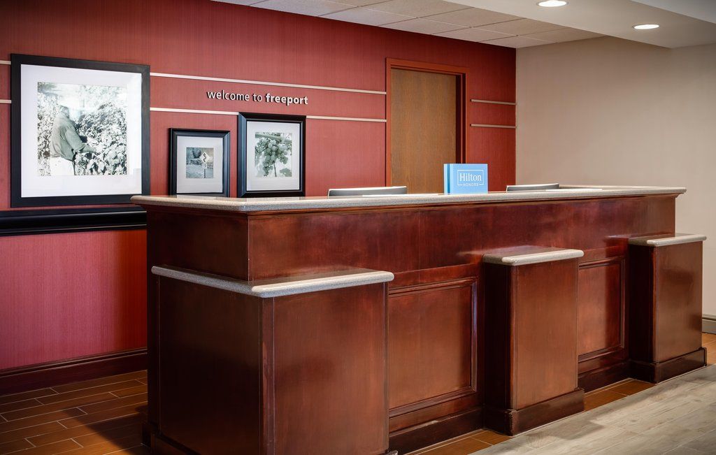 Hampton Inn Freeport Eksteriør billede